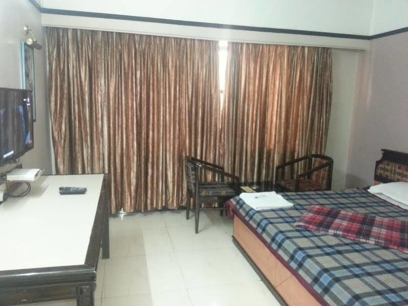 Hotel Inder Inn จ๊อดปูร์ ภายนอก รูปภาพ